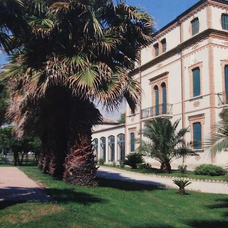 Villa Montanari Rosati Porto San Giorgio Eksteriør bilde